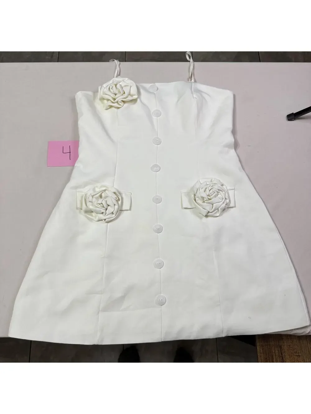 Women's White Floral Applique Mini Dress Size Large
